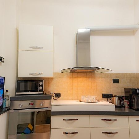 Marassi Suite Genoa Bagian luar foto